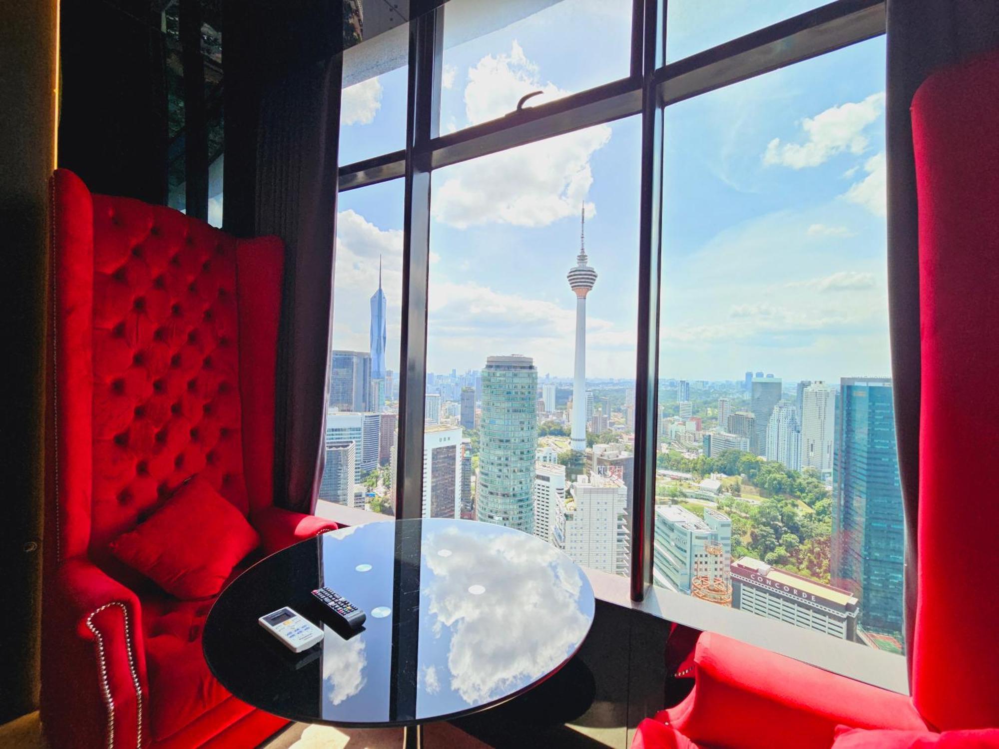 Sky Suites Klcc By Staylar Kuala Lumpur Exteriör bild