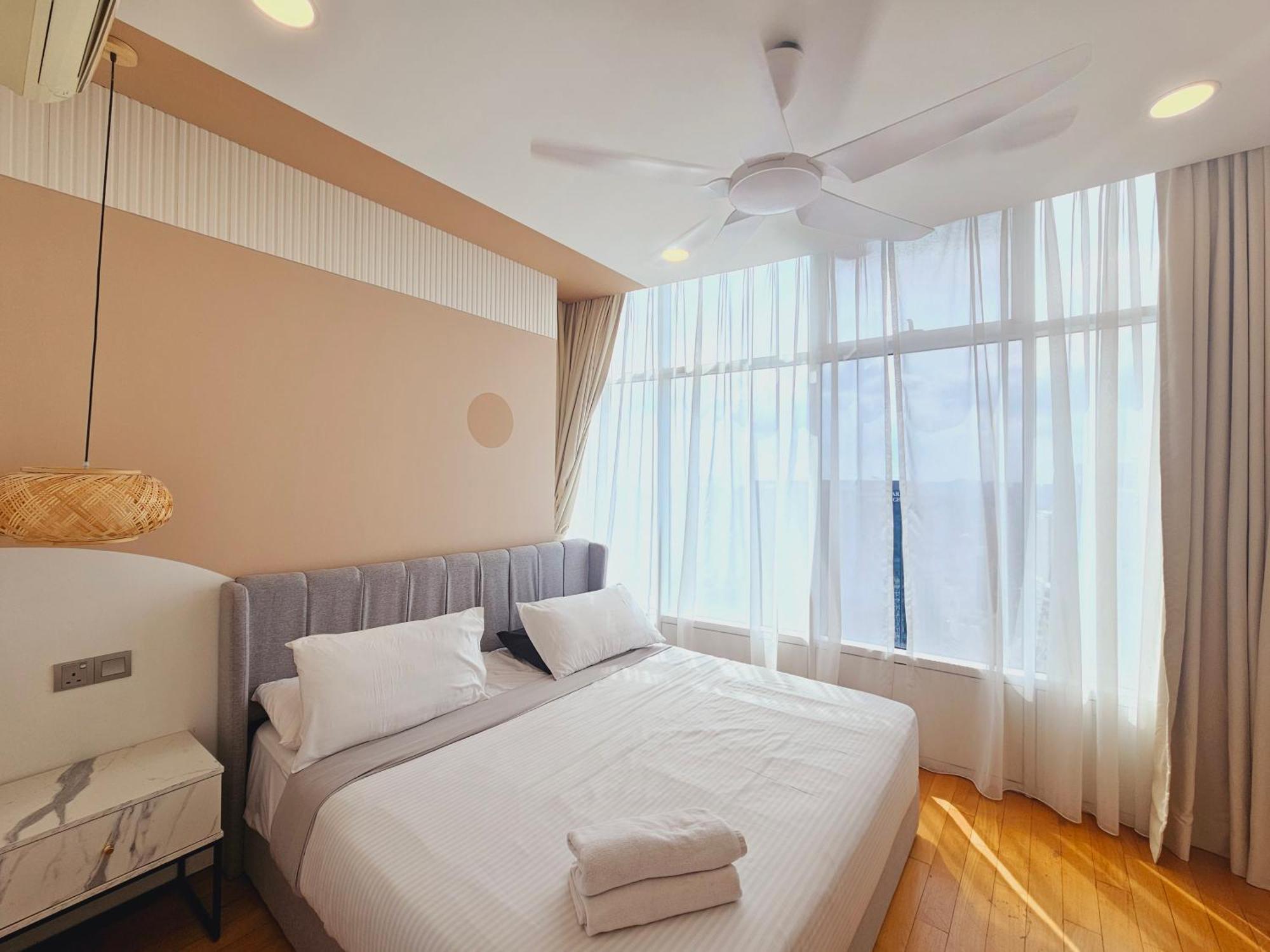 Sky Suites Klcc By Staylar Kuala Lumpur Exteriör bild