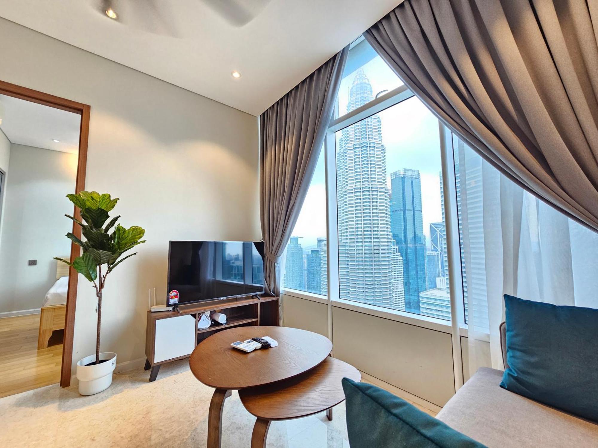 Sky Suites Klcc By Staylar Kuala Lumpur Exteriör bild